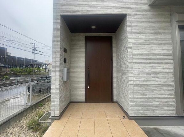 潮見が丘2丁目戸建て賃貸の物件外観写真